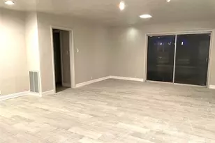 5131 Indigo St, Houston, TX 77096 - Photo 8