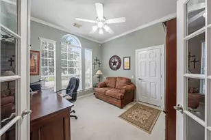 326 Creekwood W, Montgomery, TX 77356 - Photo 16