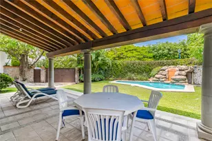 250 Calle Ahuehuetes, , CO 62578 - Photo 24