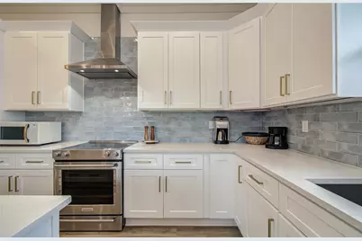 4712 Avenue Q, Galveston, TX 77551 - Photo 4