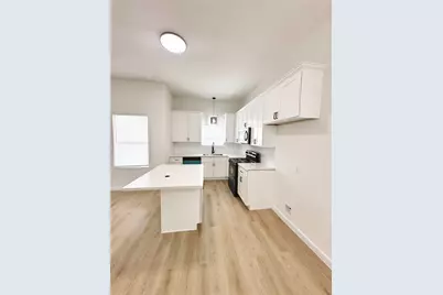 9711 Pelsey A-B Street, Houston, TX 77029 - Photo 4