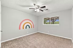 426 Corley Dr, Highlands, TX 77562 - Photo 32