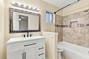 426 Corley Dr, Highlands, TX 77562 - Photo 24