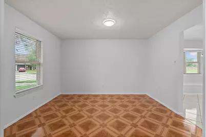 423 Starborrough Drive, League City, TX 77573 - Photo 8