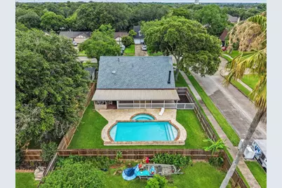 423 Starborrough Drive, League City, TX 77573 - Photo 38
