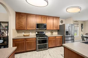 21902 Trapper Lake Dr, Spring, TX 77388 - Photo 16