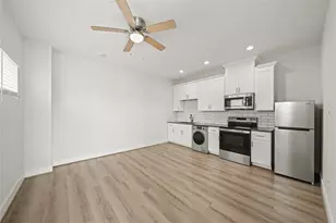 4007 New Orleans St, Houston, TX 77020 - Photo 2