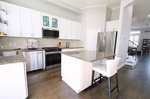 1317 Bomar St, Houston, TX 77006 - Photo 8