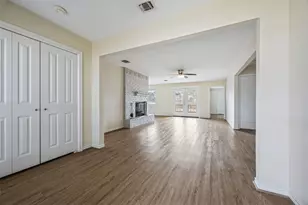 103 Brigadoon Ln, Friendswood, TX 77546 - Photo 6