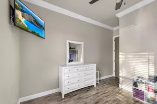 726 Stallion Cir, Angleton, TX 77515 - Photo 36