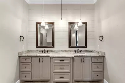 726 Stallion Circle, Angleton, TX 77515 - Photo 26