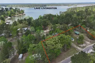 310 Oakwood Ln, Trinity, TX 75862 - Photo 1
