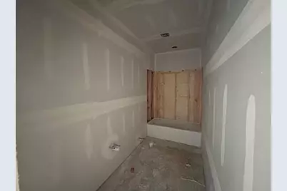 9204 Riggs Street, Beaumont, TX 77707 - Photo 8