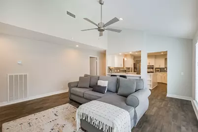 13919 Swiss Hill Drive, Houston, TX 77077 - Photo 14