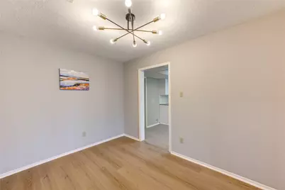 10523 Towne Square Road, Sugar Land, TX 77498 - Photo 4