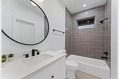 1122 W 17th Street #C, Houston, TX 77008 - Photo 6
