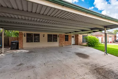 607 Debbie Lane, Alvin, TX 77511 - Photo 28