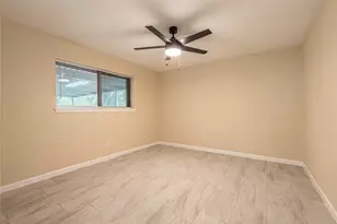 607 Debbie Ln, Alvin, TX 77511 - Photo 20