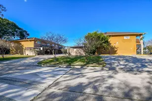 7902 Prestwood Dr, Houston, TX 77036 - Photo 44