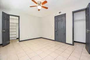 7902 Prestwood Dr, Houston, TX 77036 - Photo 10