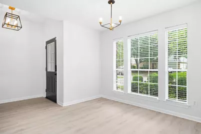 23 Teakwood Place, The Woodlands, TX 77384 - Photo 6