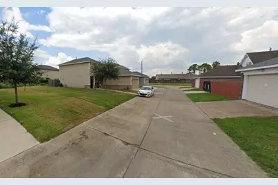 5426 Quail Cove Lane, Houston, TX 77053 - Photo 2