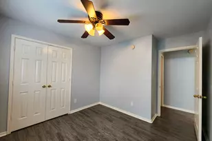 11902 White Water Bay Dr, Pearland, TX 77584 - Photo 10