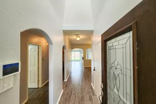 11902 White Water Bay Dr, Pearland, TX 77584 - Photo 2
