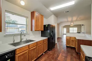 3811 Juniper Meadows Ln, Houston, TX 77053 - Photo 6