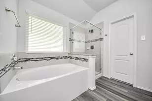 5186 Dry Hollow Dr, Alvin, TX 77511 - Photo 22
