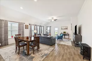 15023 Gulfstream Park Ave, Baytown, TX 77523 - Photo 10