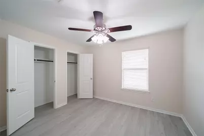 12206 Cove Bluff Court, Cypress, TX 77433 - Photo 8