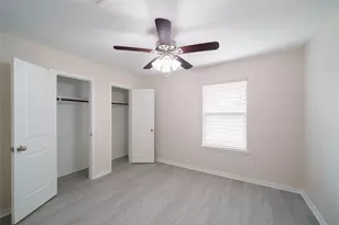 12206 Cove Bluff Ct, Cypress, TX 77433 - Photo 8