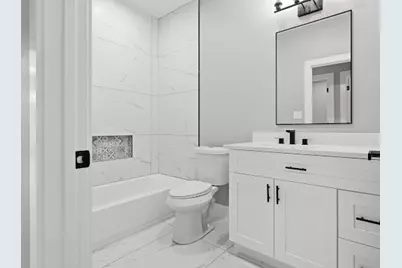 8216 Locksley Road #B, Houston, TX 77078 - Photo 12