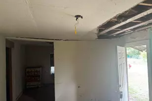 1116 Esperanza St, Sinton, TX 78387 - Photo 2