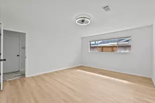 5762 Birdwood Rd, Houston, TX 77096 - Photo 24