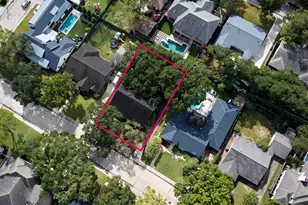 7811 Meadow Lake Ln, Houston, TX 77063 - Photo 2