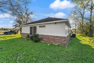 1610 St Barbe St, Hempstead, TX 77445 - Photo 6