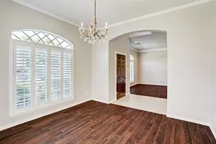 4425 Mildred St, Bellaire, TX 77401 - Photo 2