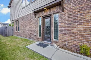 3334 Rainflower Springs Ln, Rosenberg, TX 77471 - Photo 2