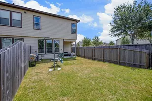 3334 Rainflower Springs Ln, Rosenberg, TX 77471 - Photo 22