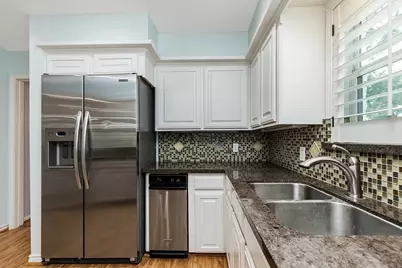 5511 Greentree Drive Drive, Sugar Land, TX 77479 - Photo 16