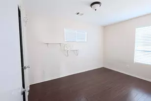 2843 Oakland Brook St, Houston, TX 77038 - Photo 14