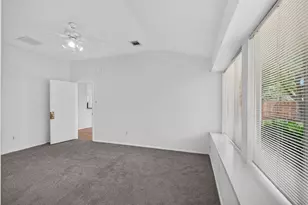14338 Royal Hill Dr, Houston, TX 77083 - Photo 16