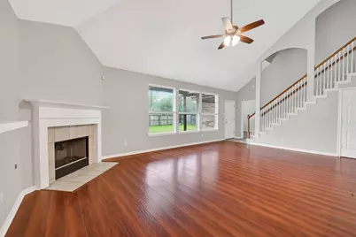 14308 Rocky Briar Lane, Rosharon, TX 77583 - Photo 18