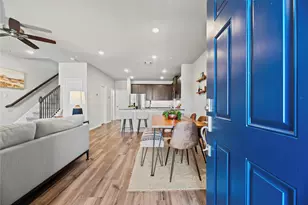 8001 Scanlan Trl, Missouri City, TX 77459 - Photo 2