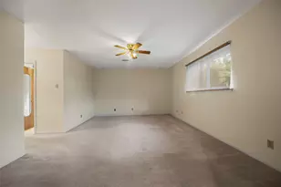 1102 Doral Ln, Houston, TX 77073 - Photo 4
