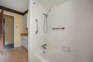1102 Doral Ln, Houston, TX 77073 - Photo 6