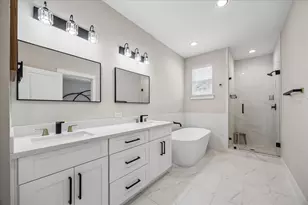 848 Fisher St, Houston, TX 77018 - Photo 14