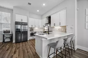848 Fisher St, Houston, TX 77018 - Photo 8